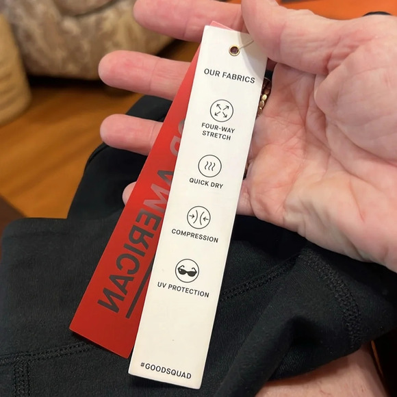 Good American NWT Black Pintuck Mesh Capri Legging Size 5 - Picture 11 of 12